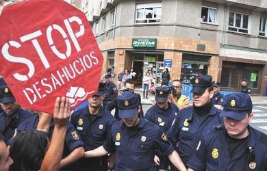 La Ley antidesahucios se traduce en más ejecuciones hipotecarias en 2013 según el Banco de España