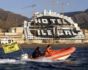 GreenPeace lucha por demoler Algarrobico